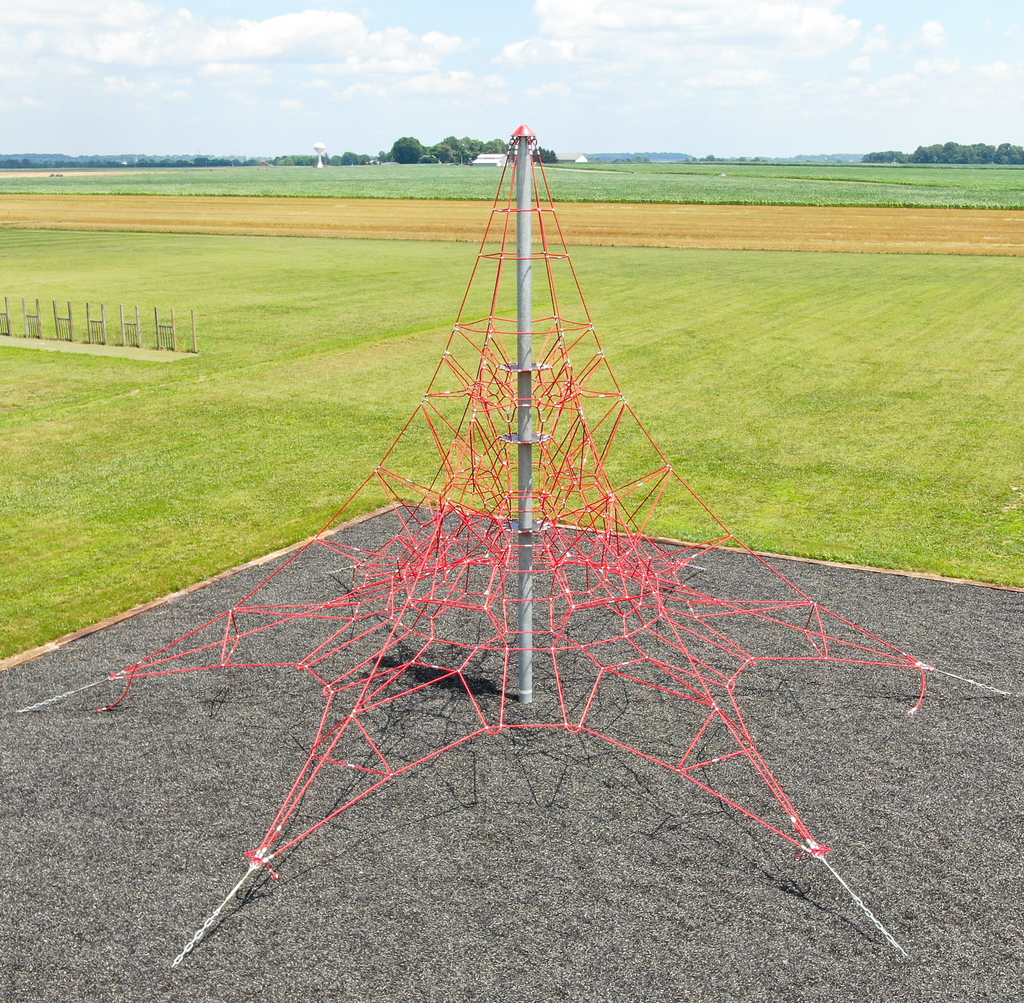 Spider Pyramid 8-6 – Farmtasticfun